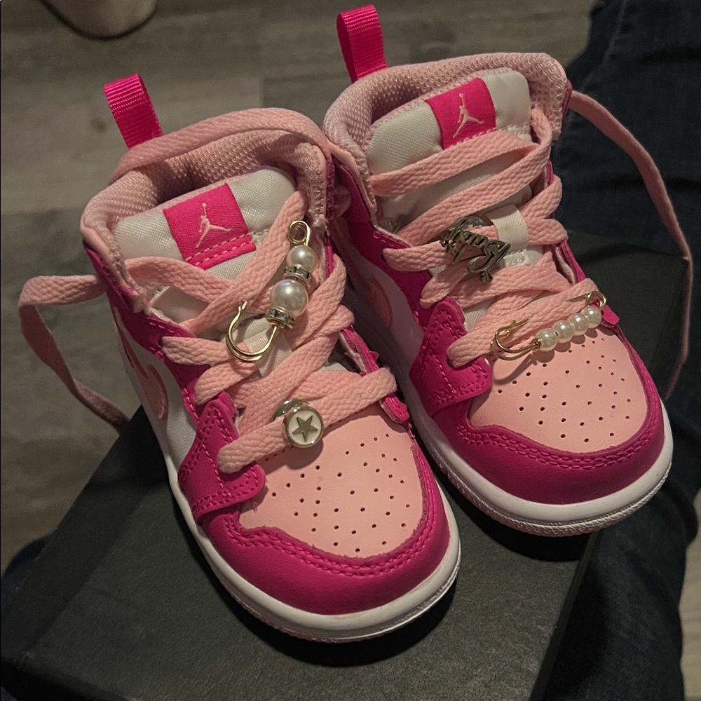 Jordan Kids Sneakers in Pink and White